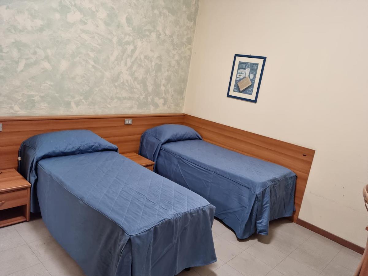 Hotel La Nuova Pergoletta ออร์เวียโต ภายนอก รูปภาพ