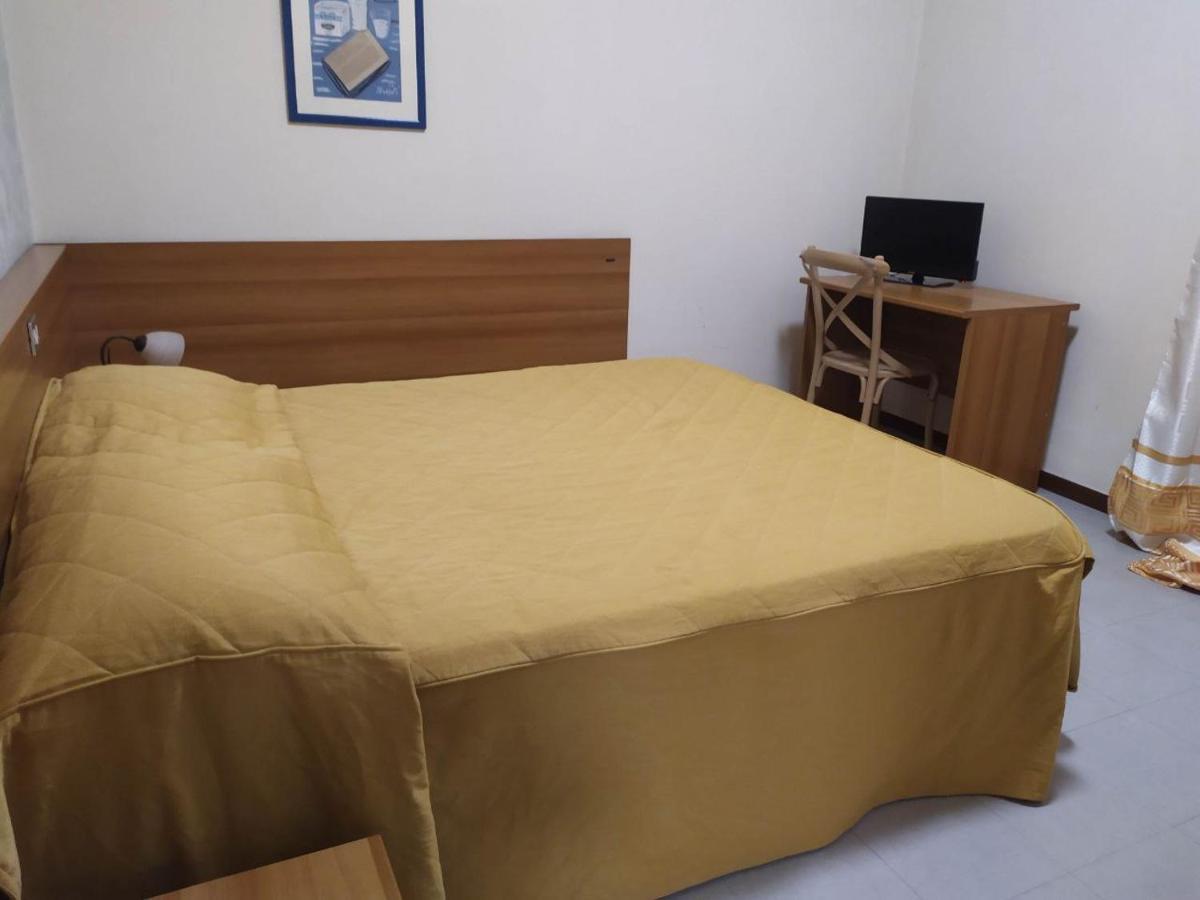 Hotel La Nuova Pergoletta ออร์เวียโต ภายนอก รูปภาพ
